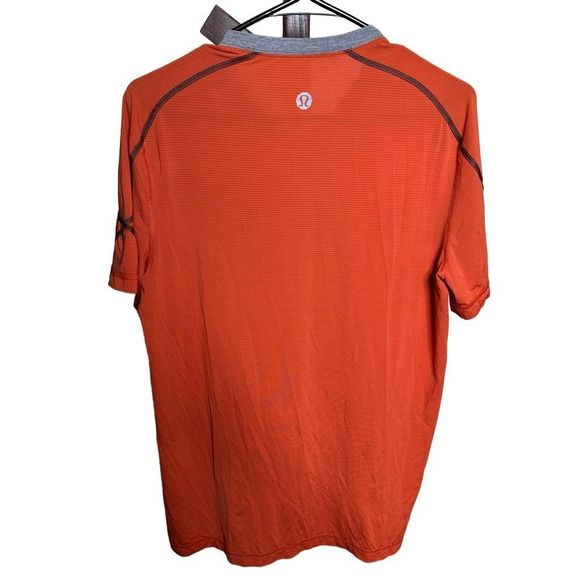 Lululemon Mens Running Shirt Large - Picture 2 of 2